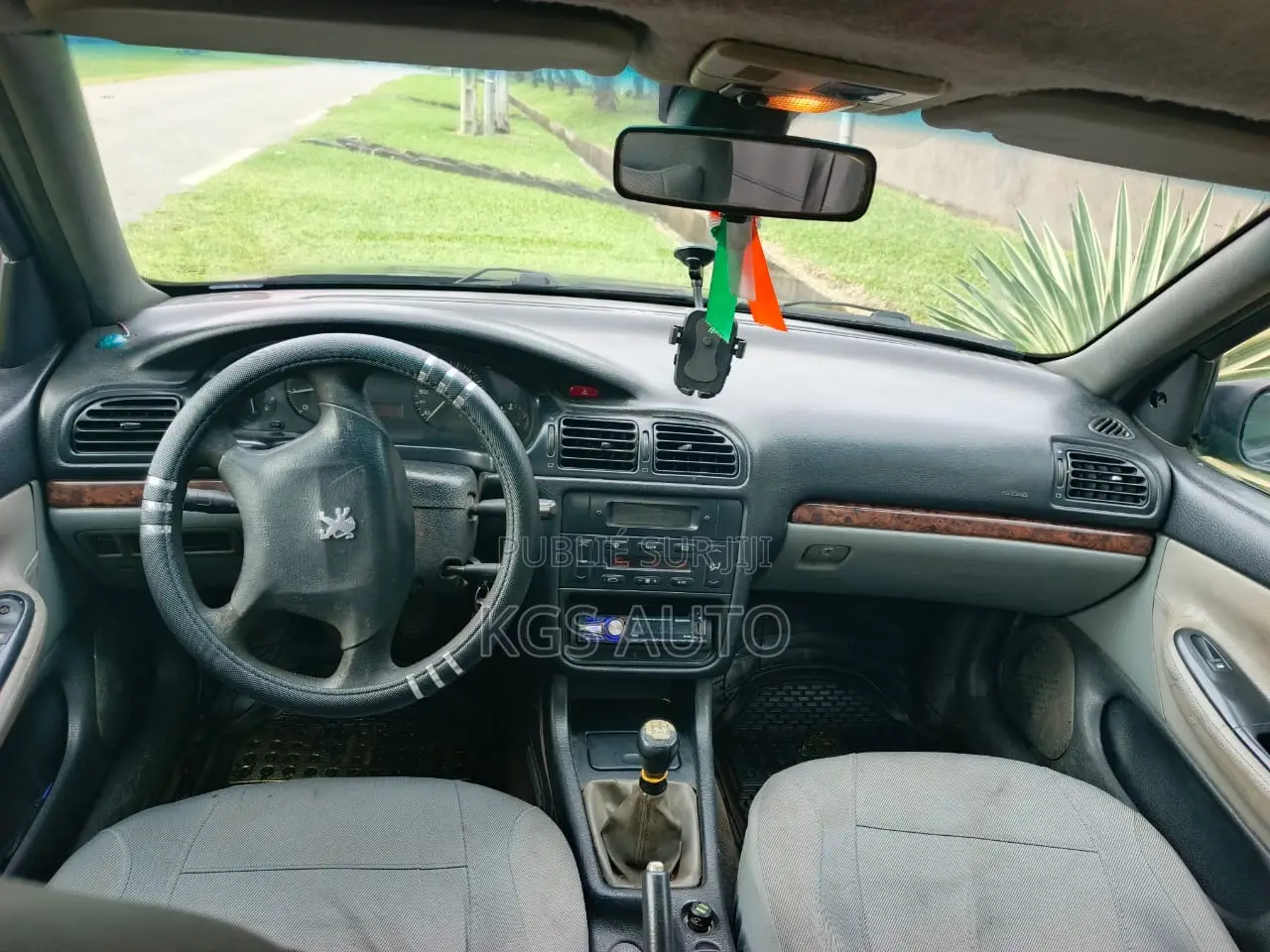 PEUGEOT 406 Coupe 2.2 2002 Vert