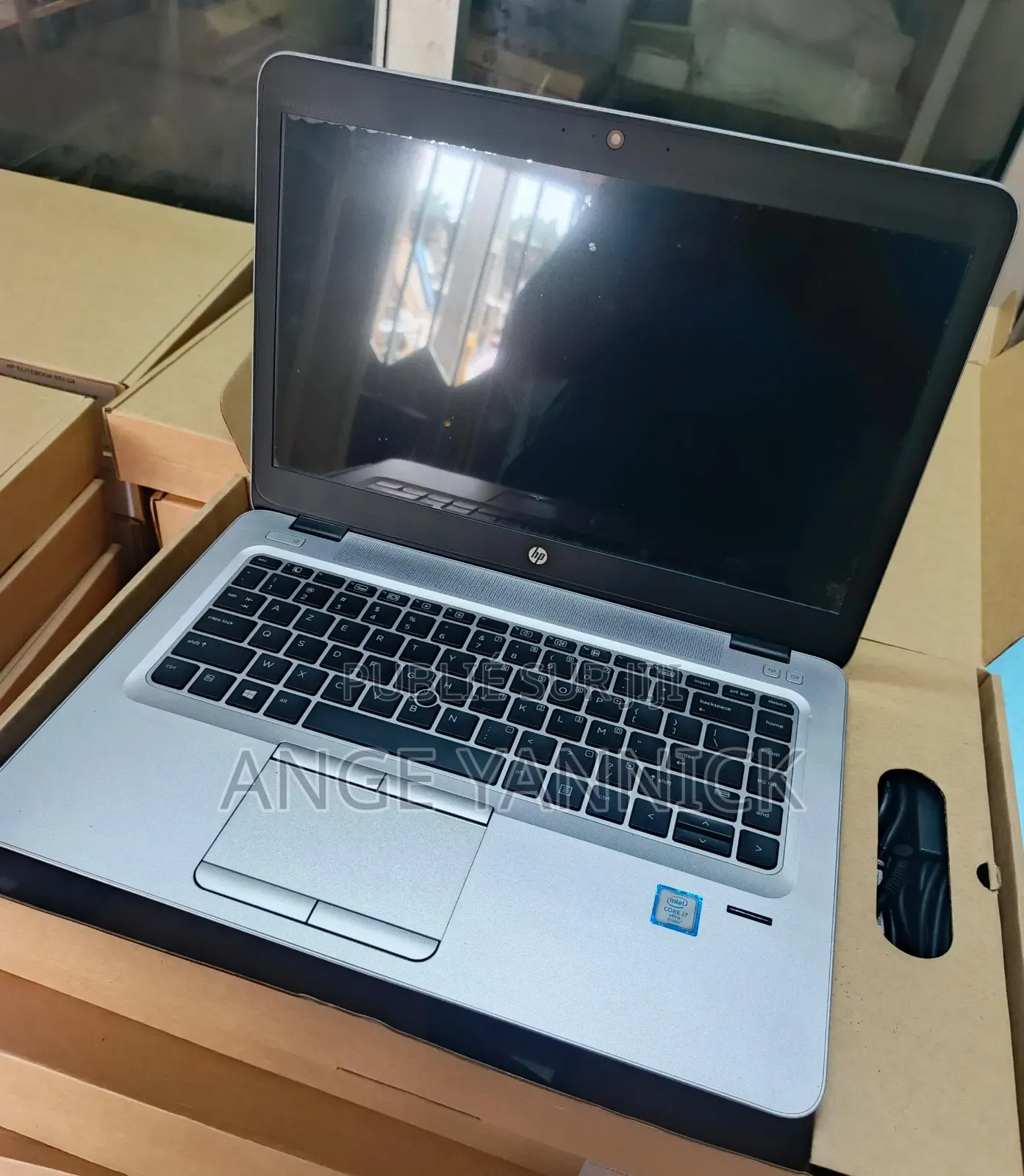 New Ordinateur Portable HP EliteBook 830 16GB Intel Core I5 SSD 512GB