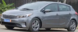 Kia Forte 2019 Gris