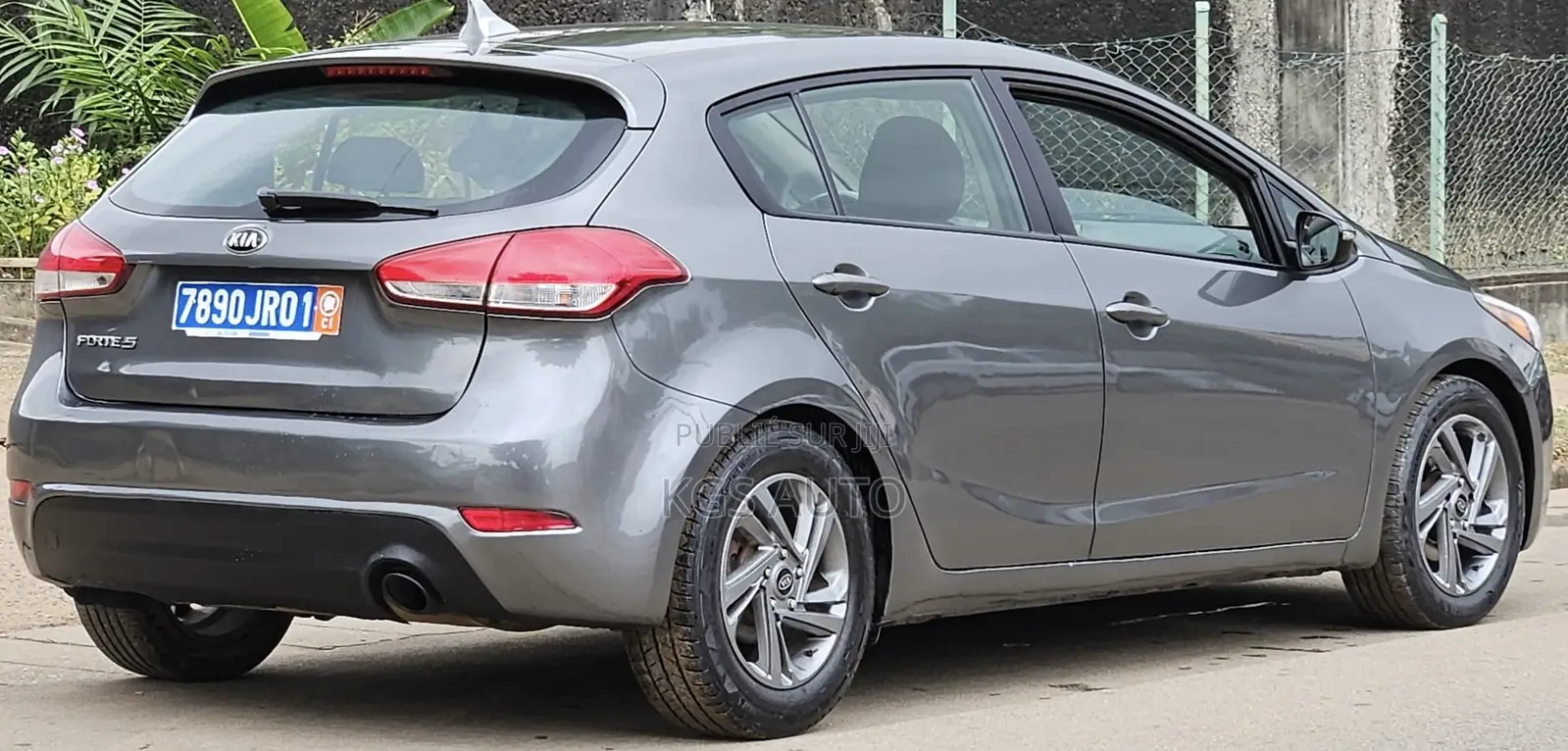 Kia Forte 2019 Gris