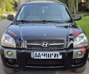 Photo - Hyundai Tucson SE FWD 2007 Noir