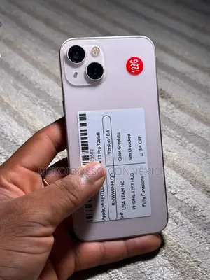 Photo - Pomme iPhone 13 128 GB Rose