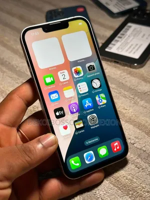 Pomme iPhone 13 128 GB Rose