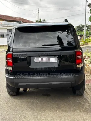 New Toyota Land Cruiser Prado 2.4 Petrol 2025 Noir