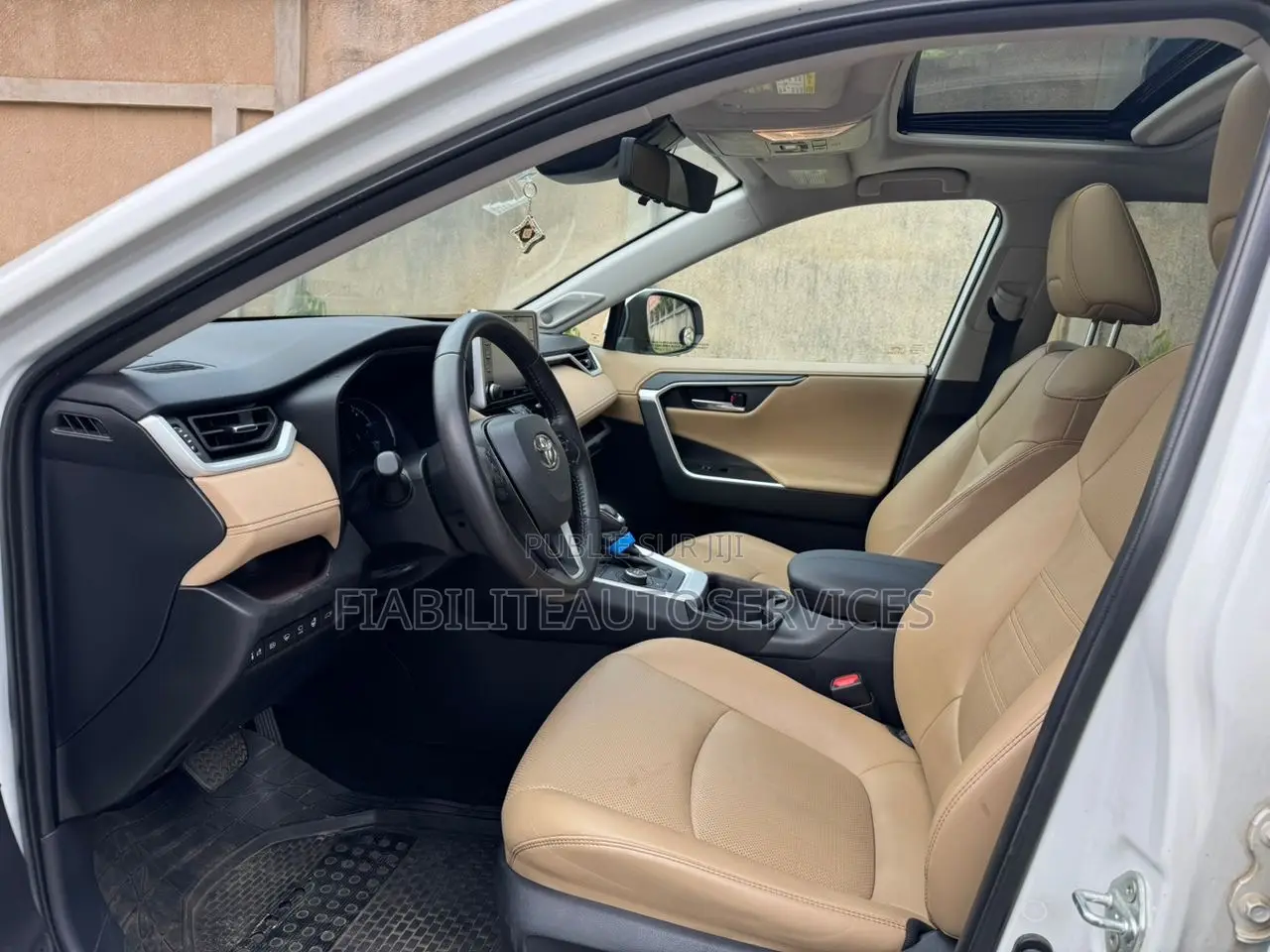 Toyota RAV4 Limited 2021 Blanc