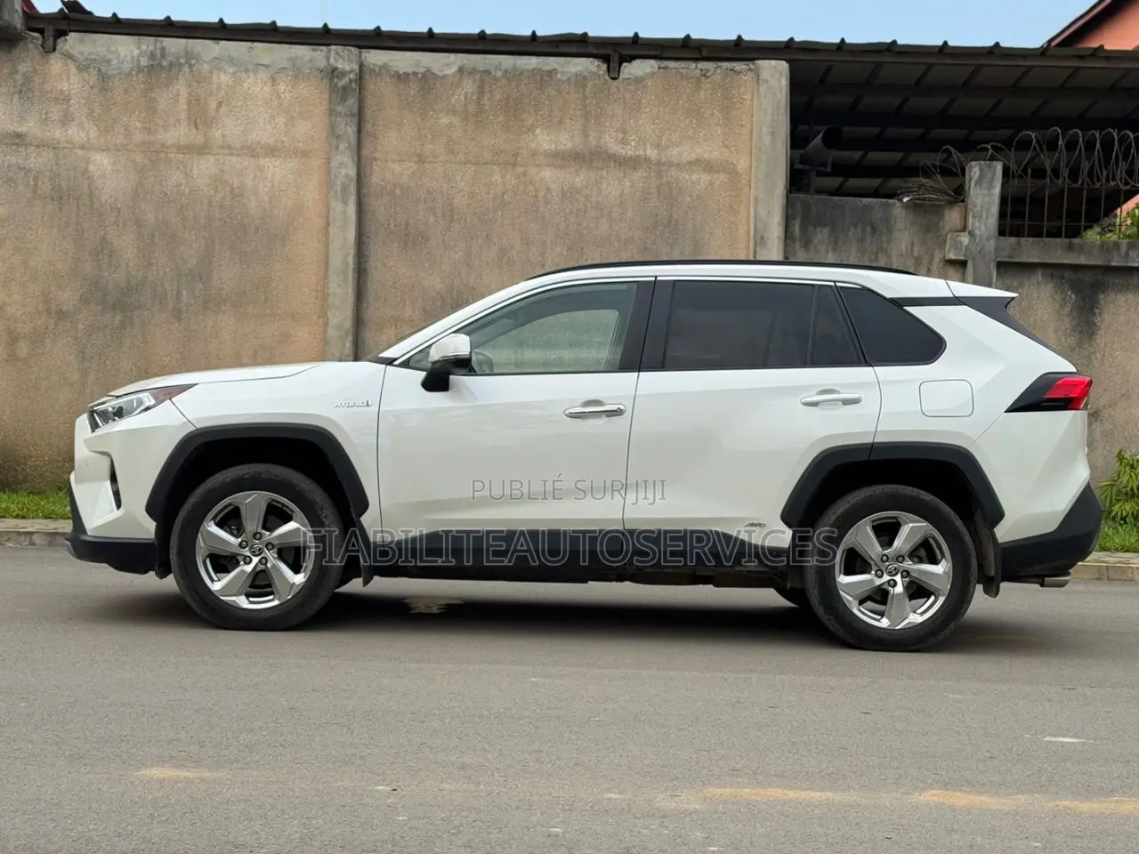 Toyota RAV4 Limited 2021 Blanc