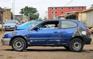 Toyota Corolla 2001 Bleu