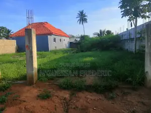 3 Lots De 600m2 Avec Acd en Vente À Bingerville