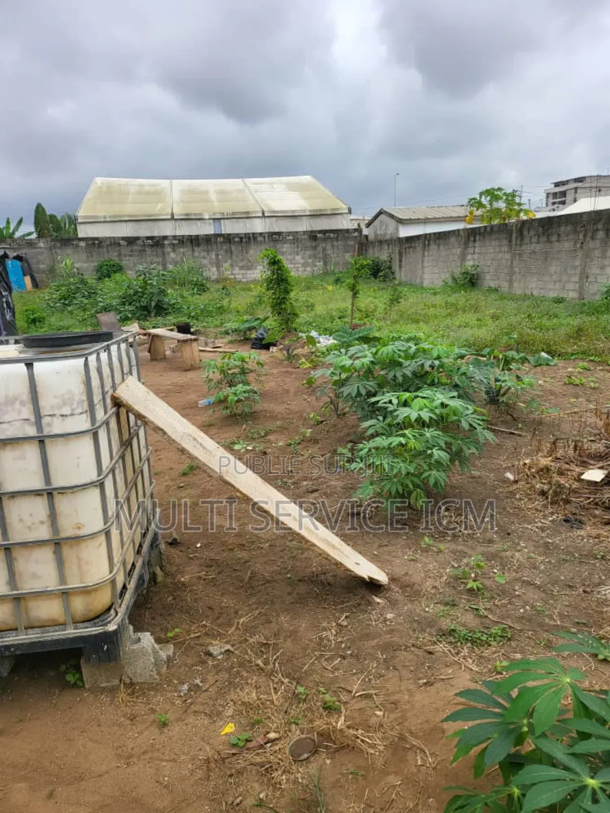 Terrain De 700m2 À Vendre Situé À Cocodyangre