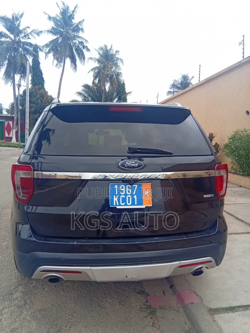 Ford Explorer 4dr SUV AWD (3.5L 6cyl 6A) 2016 Noir