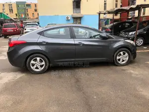 Hyundai Elantra GT 2013 Gris