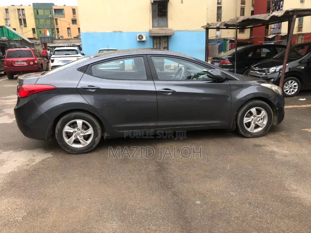 Hyundai Elantra GT 2013 Gris
