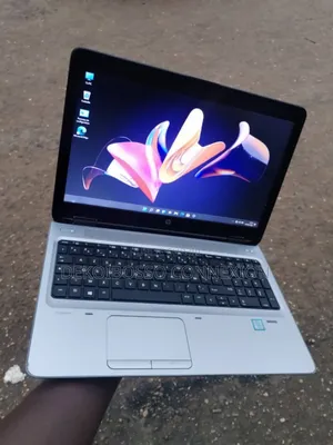 Photo - Ordinateur Portable HP 650 G2 8GB Intel Core I5 SSD 256GB