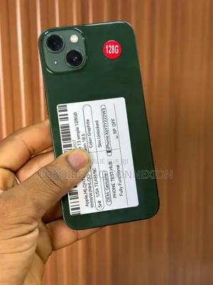 Photo - Apple iPhone 13 128 GB Vert