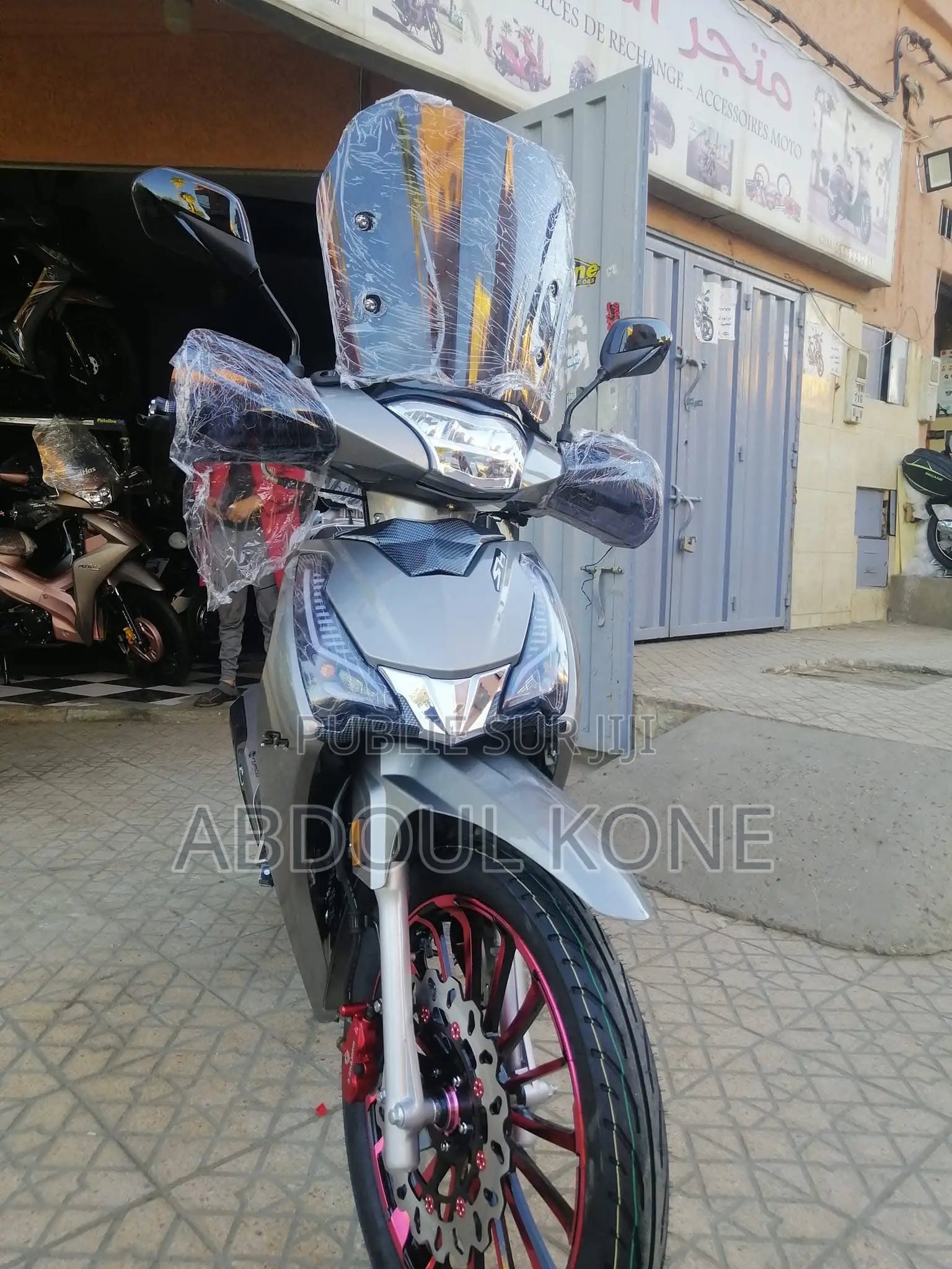 Neuf Autre 2025 Gris