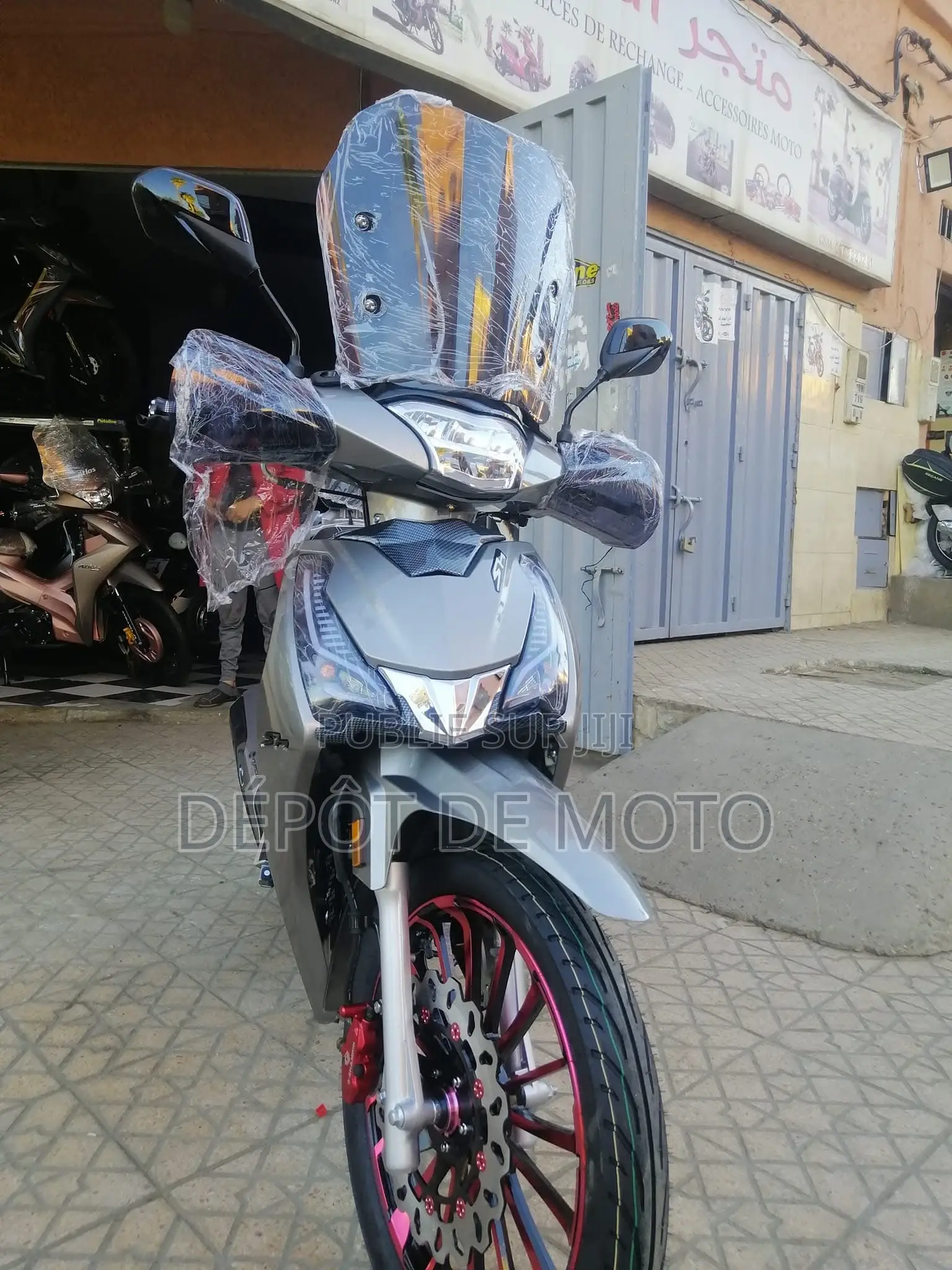 Neuf Autre 2025 Gris