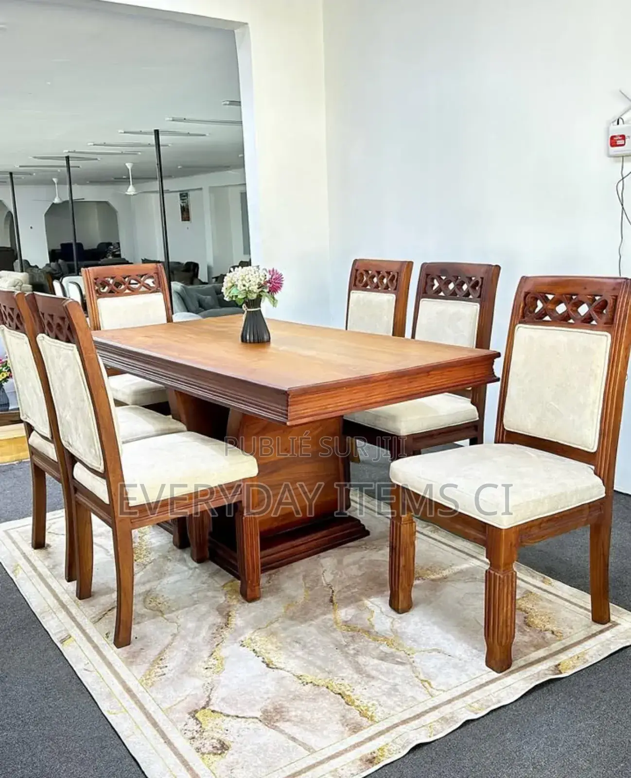 Table À Manger 6 Places Neuve  