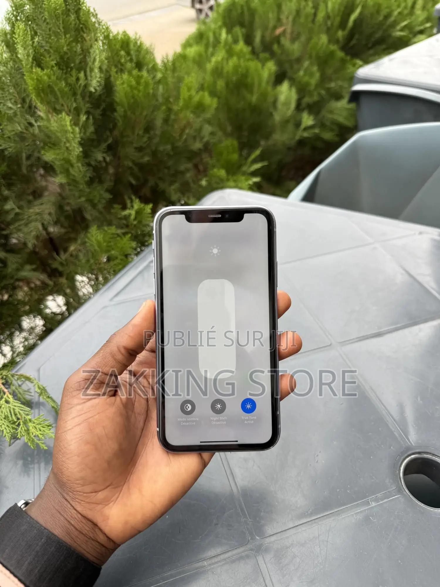 Pomme iPhone 11 64 GB Violet