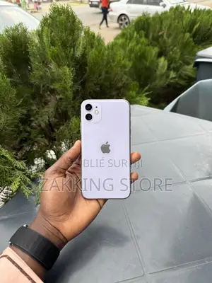 Photo - Pomme iPhone 11 64 GB Violet