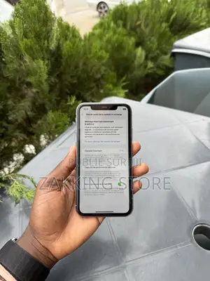 Pomme iPhone 11 64 GB Violet