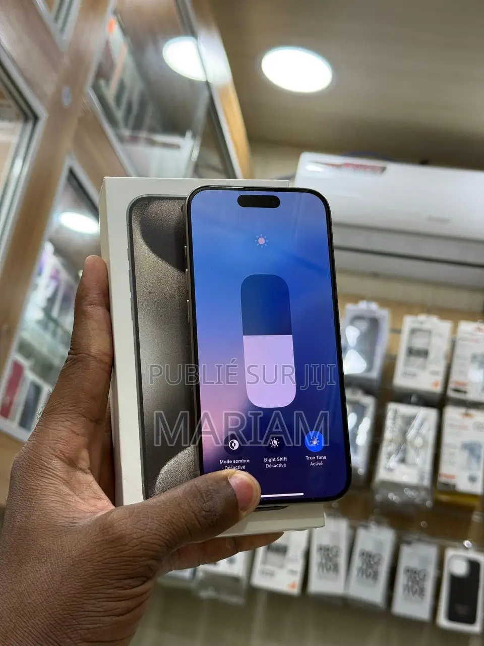 Neuf Apple iPhone 15 Pro 128 GB Gris