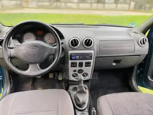 Photo - Dacia Logan 2009 Gris