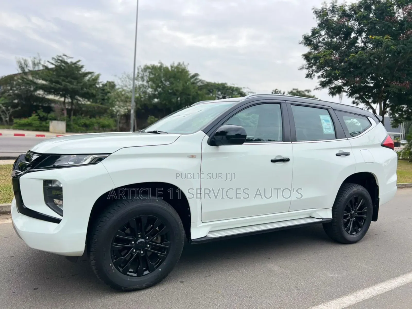 New Mitsubishi Montero Sport 2024 Blanc