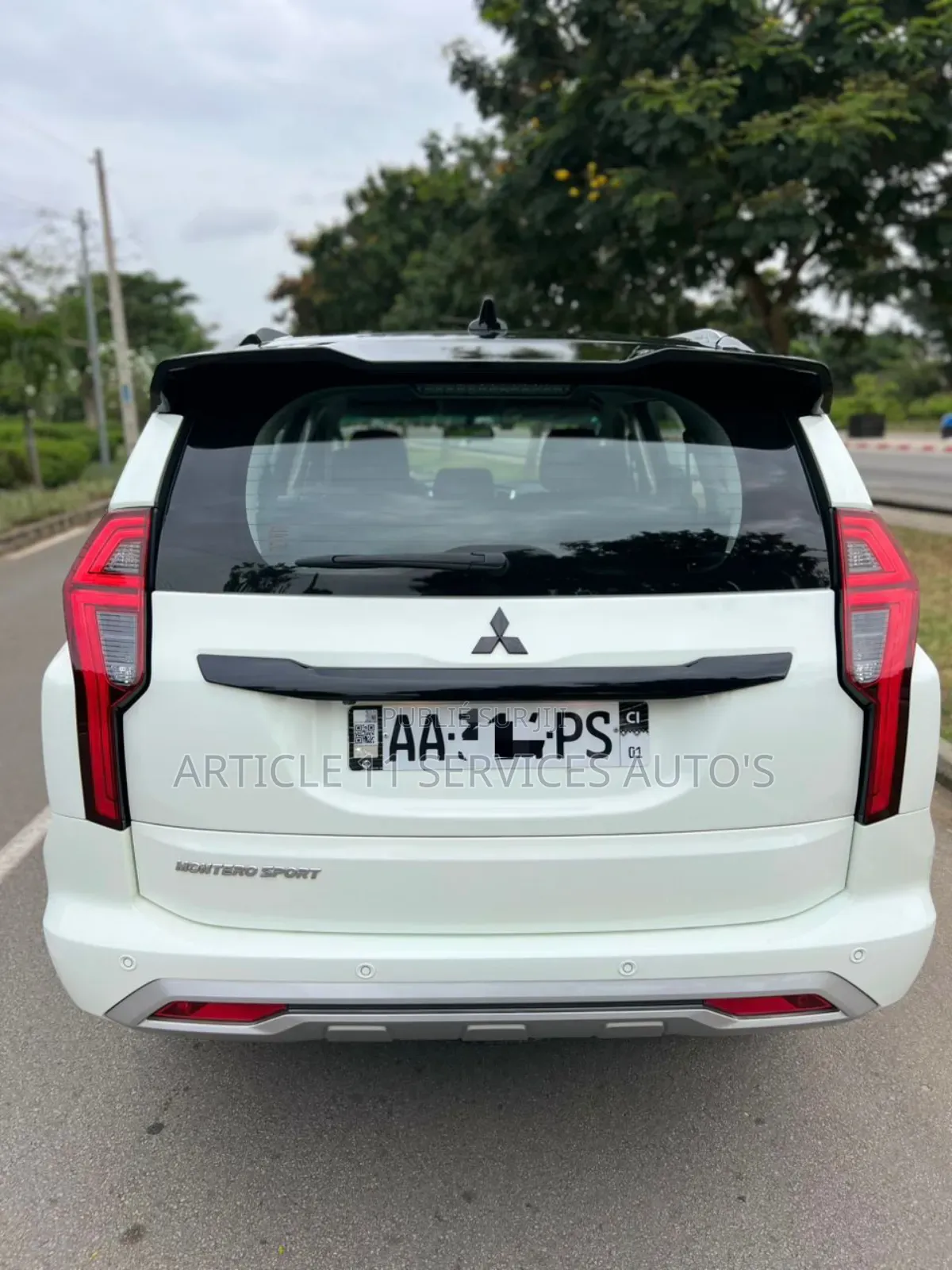 New Mitsubishi Montero Sport 2024 Blanc