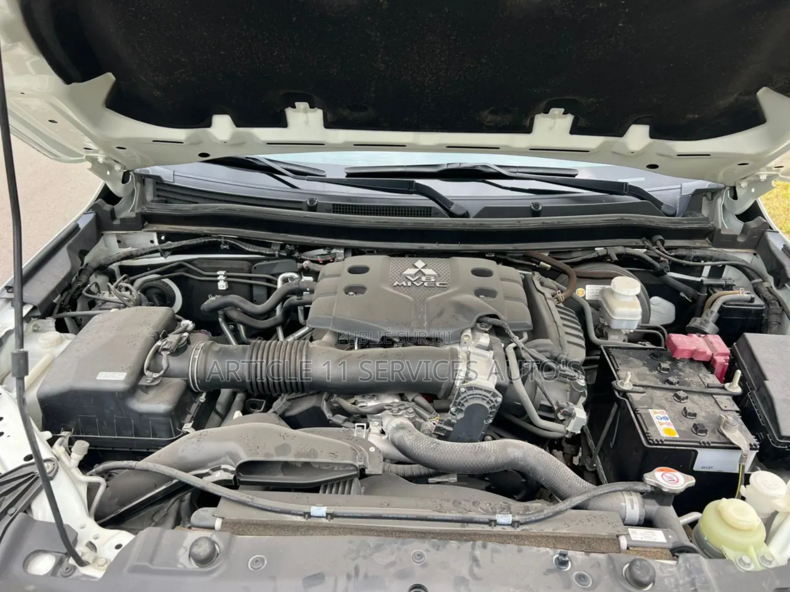 New Mitsubishi Montero Sport 2024 Blanc