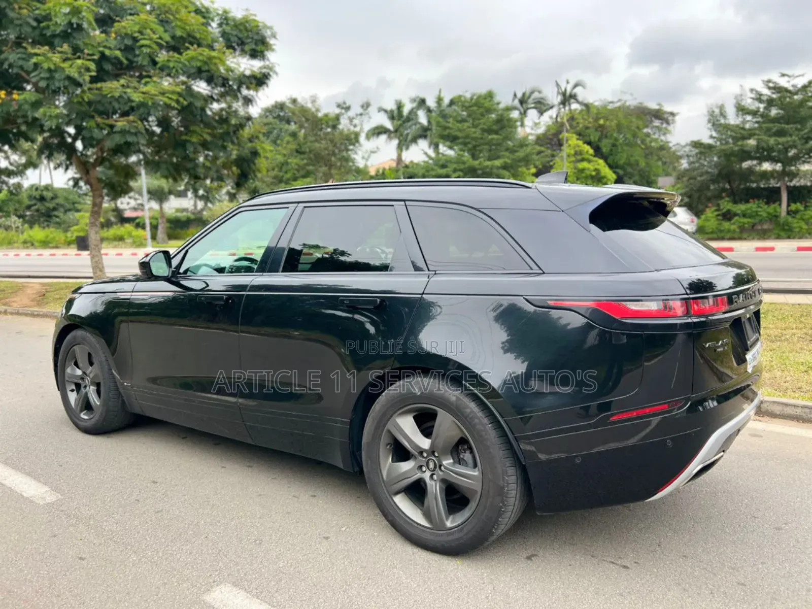 Land Rover Range Rover Velar R-Dynamic S 2022 Noir