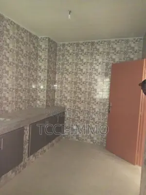 3chbre Appartement dans Tcci- Sarl, Cocody à Louer