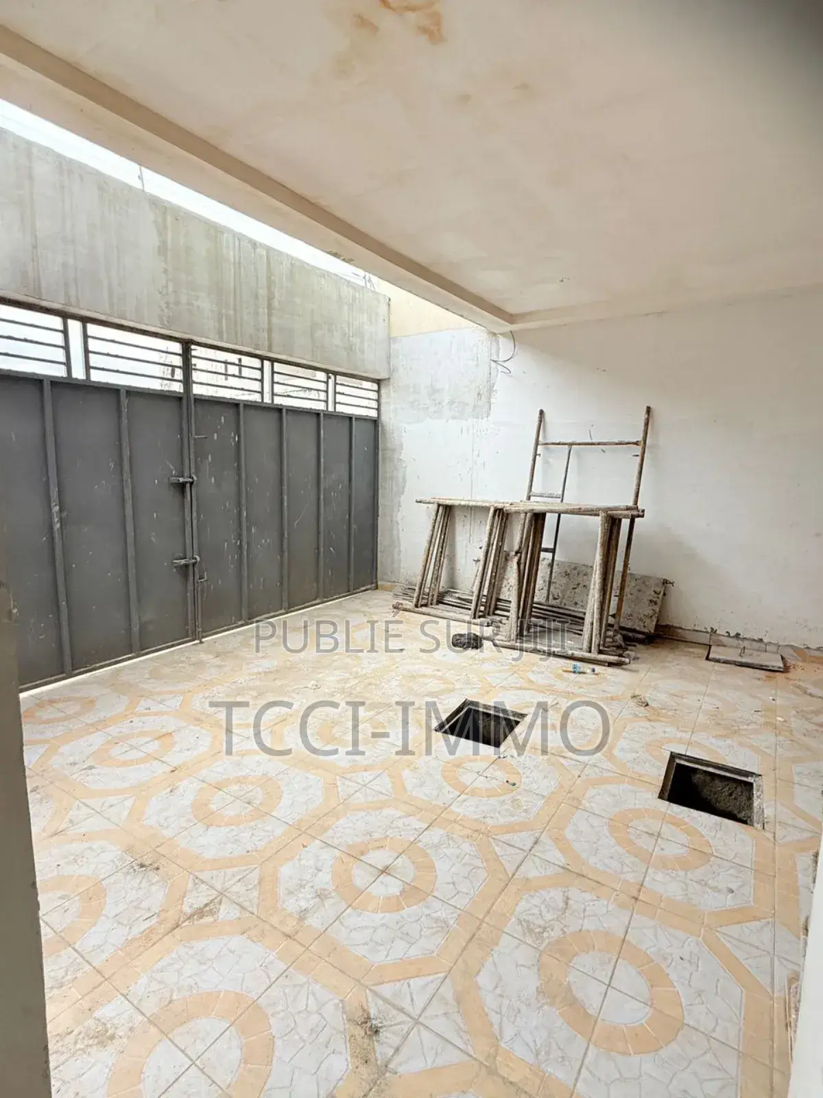 4chbre Duplex dans Tcci Sarl, Cocody à Vendre