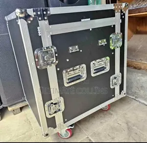 Photo - Rack Caisse Original Avec Pneus Mobiles