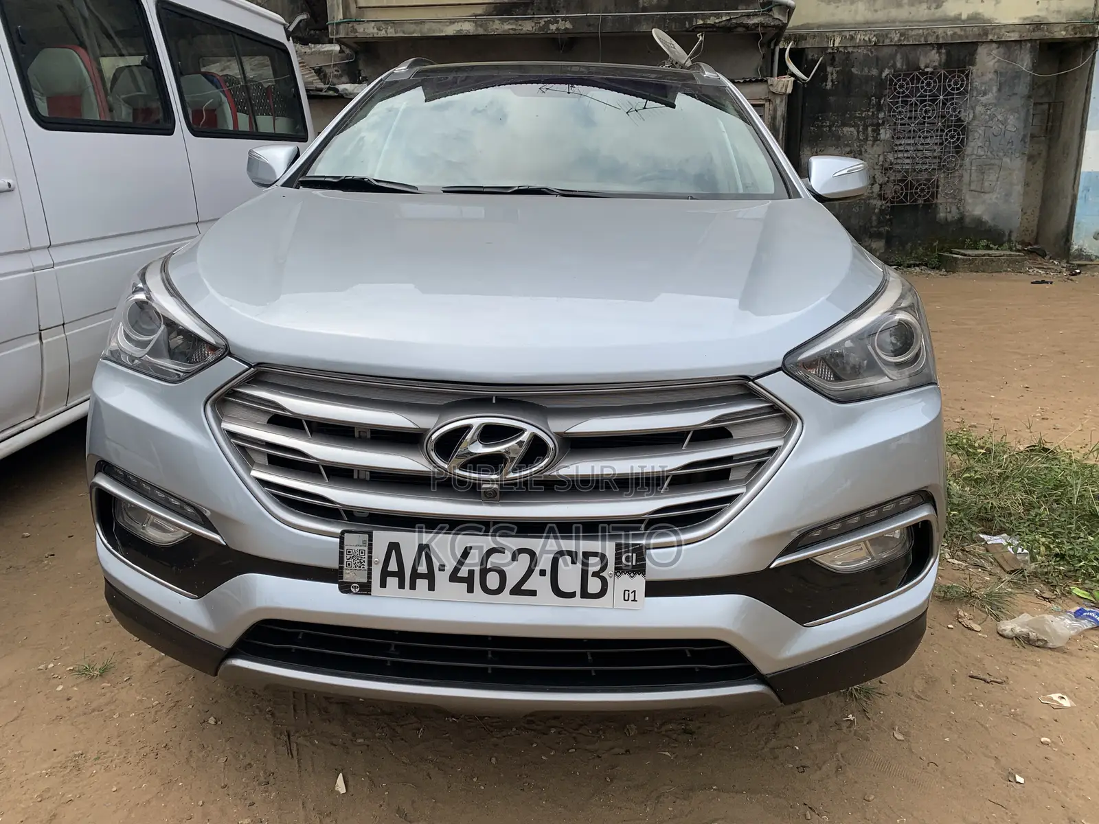 Hyundai Santa Fe SE 2.4 AWD 2019 Gris