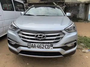 Photo - Hyundai Santa Fe SE 2.4 AWD 2019 Gris