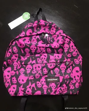 Photo - Sac a Dos Pour La Rentrée De Qualité Et Pas Cher
