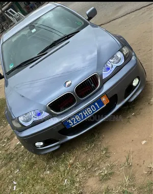 Photo - BMW 118i 2004 Argenté