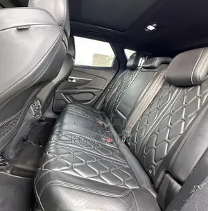 PEUGEOT 3008 2019 Noir