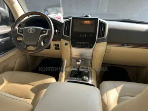 Toyota Land Cruiser 5.7 V8 VXR 2020 Noir