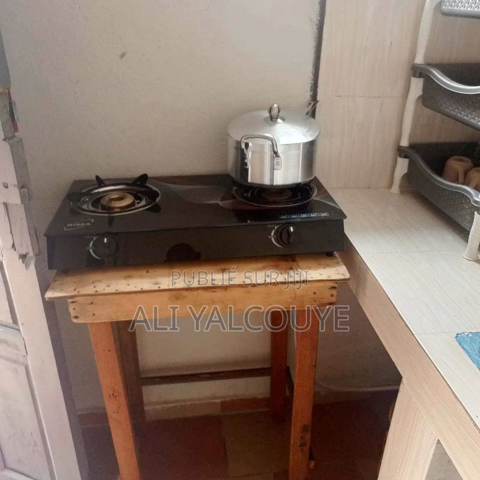 Furnished 1chbre Maison dans Résidence 5 Étoiles, Bouaké à Louer