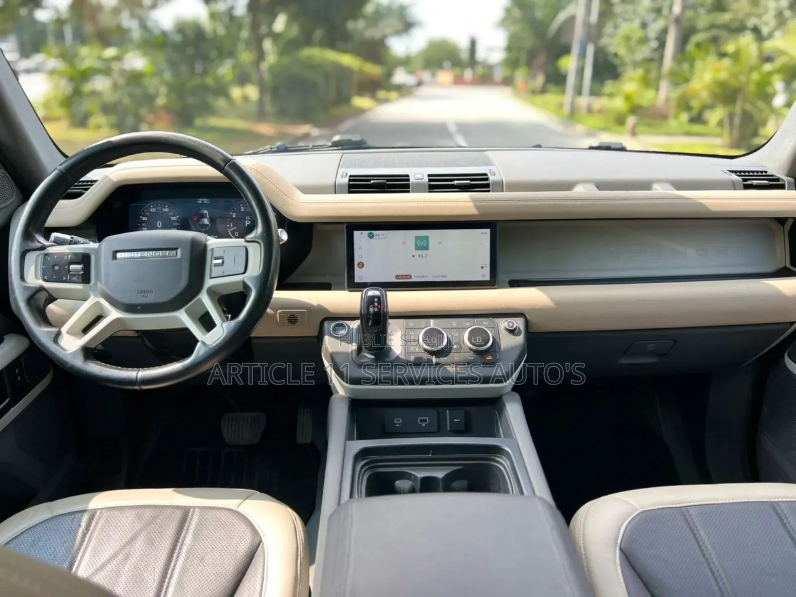 Land Rover Defender First Edition 2021 Noir