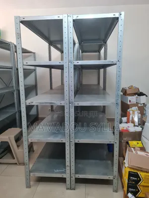 Étagères De Rangement Métallique