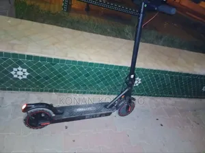 Photo - Trottinette Électrique Iscooter I9
