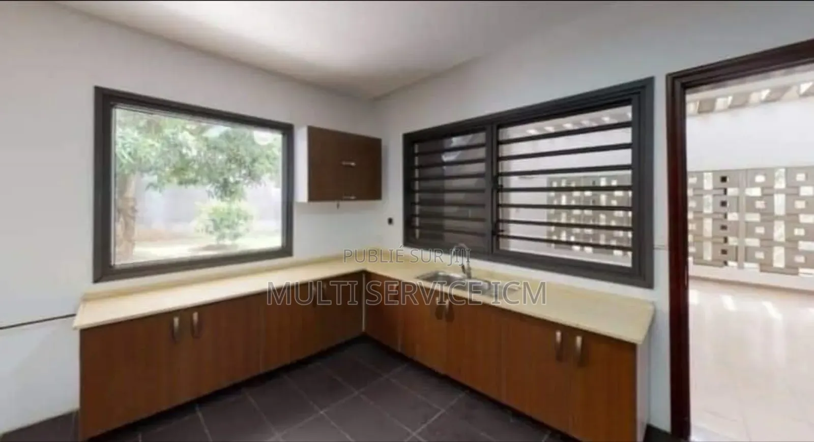 6chbre Duplex dans Ismaël Coulibaly, Cocody à Vendre