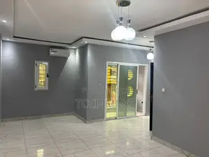 4chbre Duplex dans Tcci Sarl, Cocody à Louer