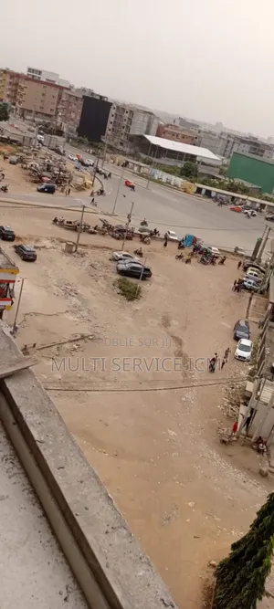 Furnished 3chbre Duplex dans Ismaël Coulibaly, Cocody à Vendre