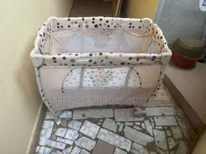 Photo - Vente De Lit De Bébé