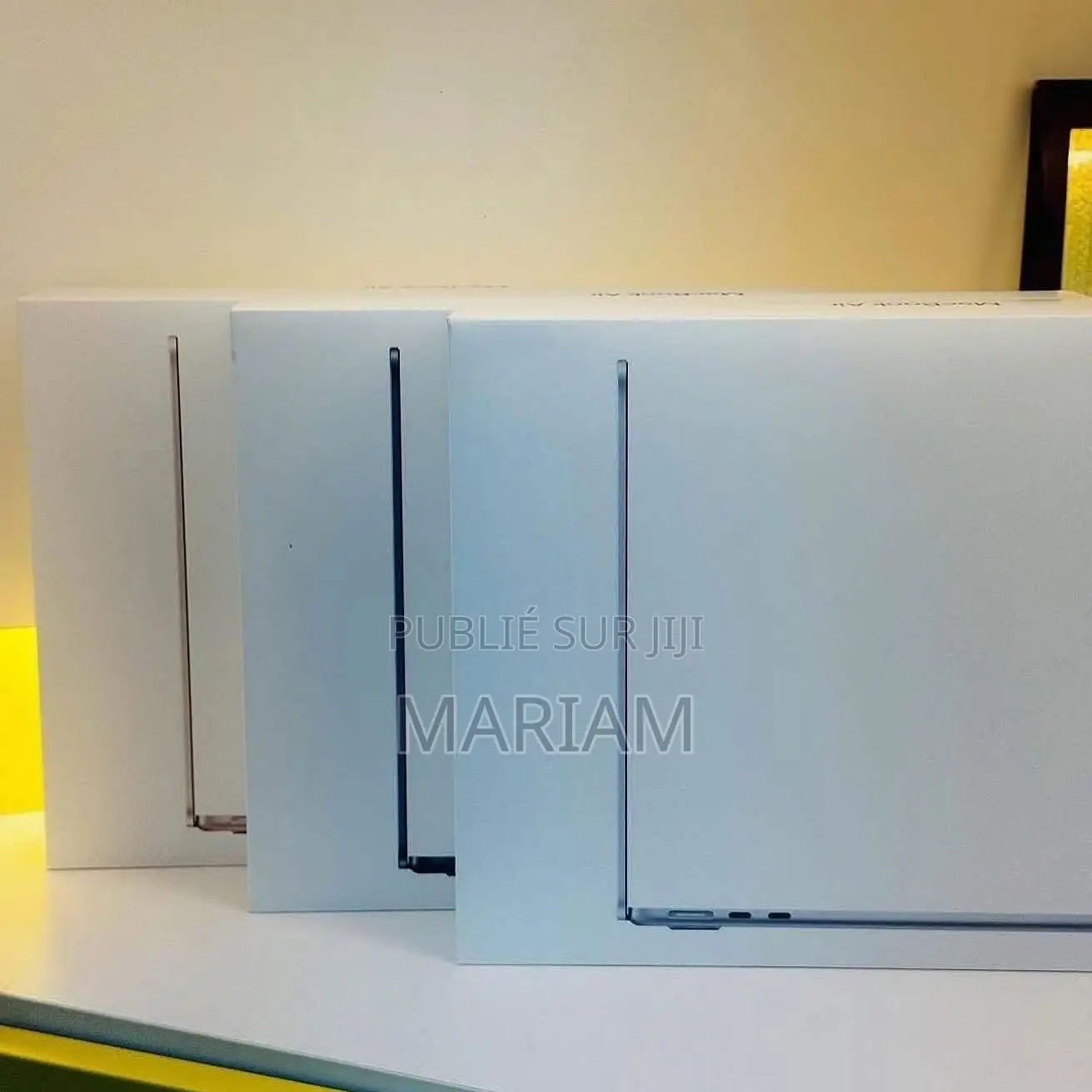 New Apple MacBook Air 2025 M4 13-Inch 16GB Apple M4 SSD 256GB