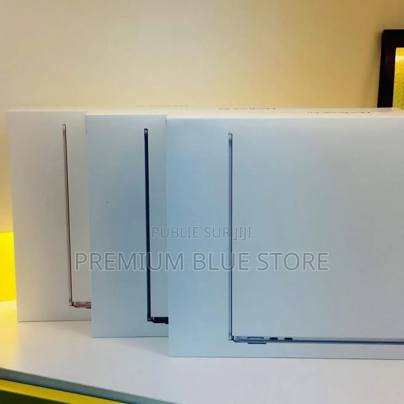 Neuf Apple MacBook Air 2025 M4 13-Inch 16GB Apple M4 SSD 256GB