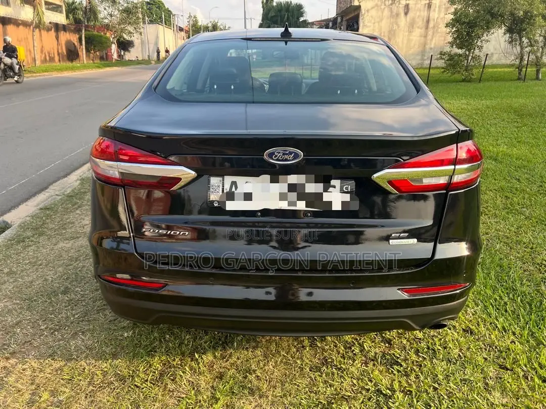 Ford Fusion 2020 Noir